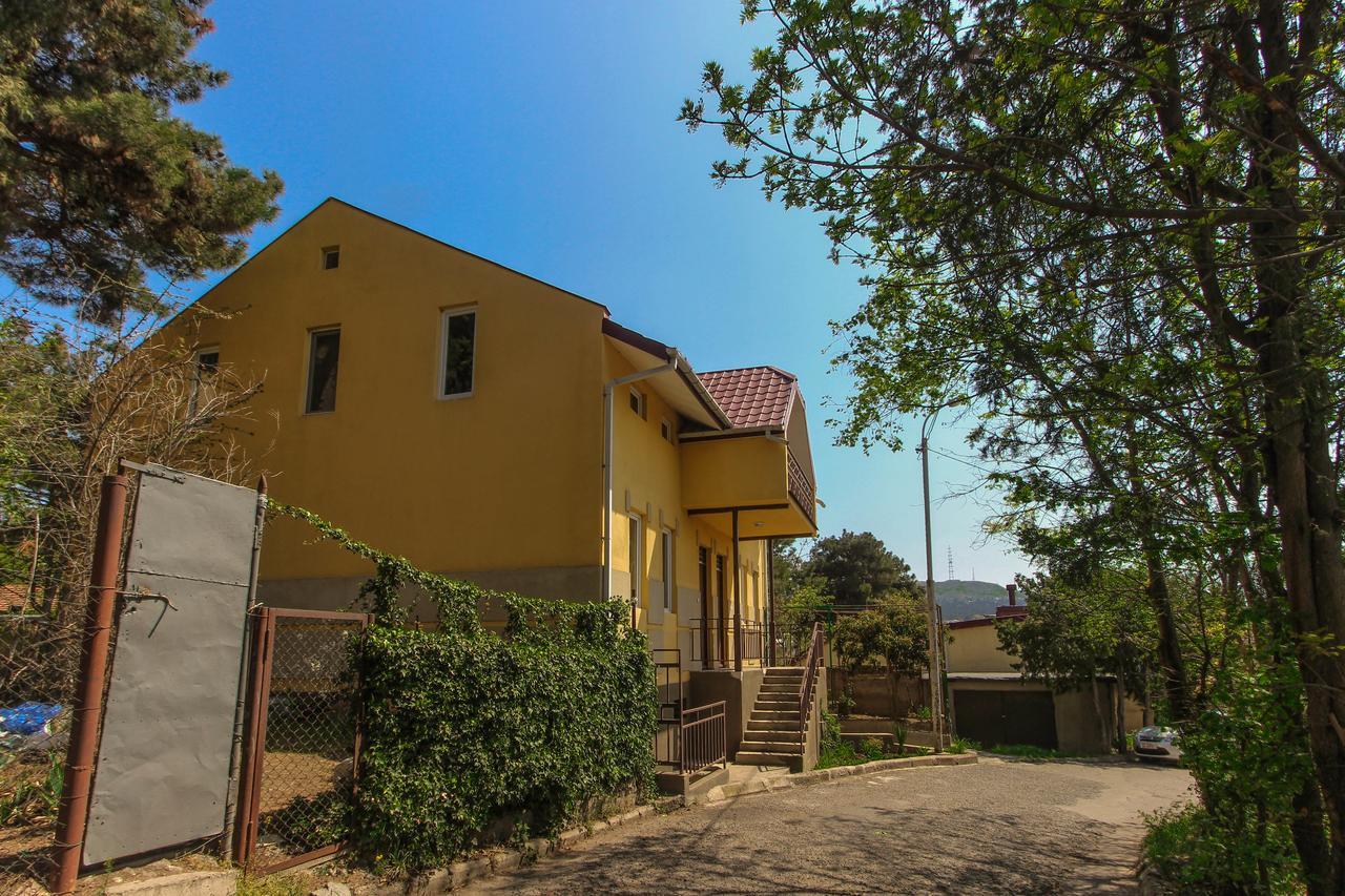 Apartment Gardens 44 Тбілісі Екстер'єр фото