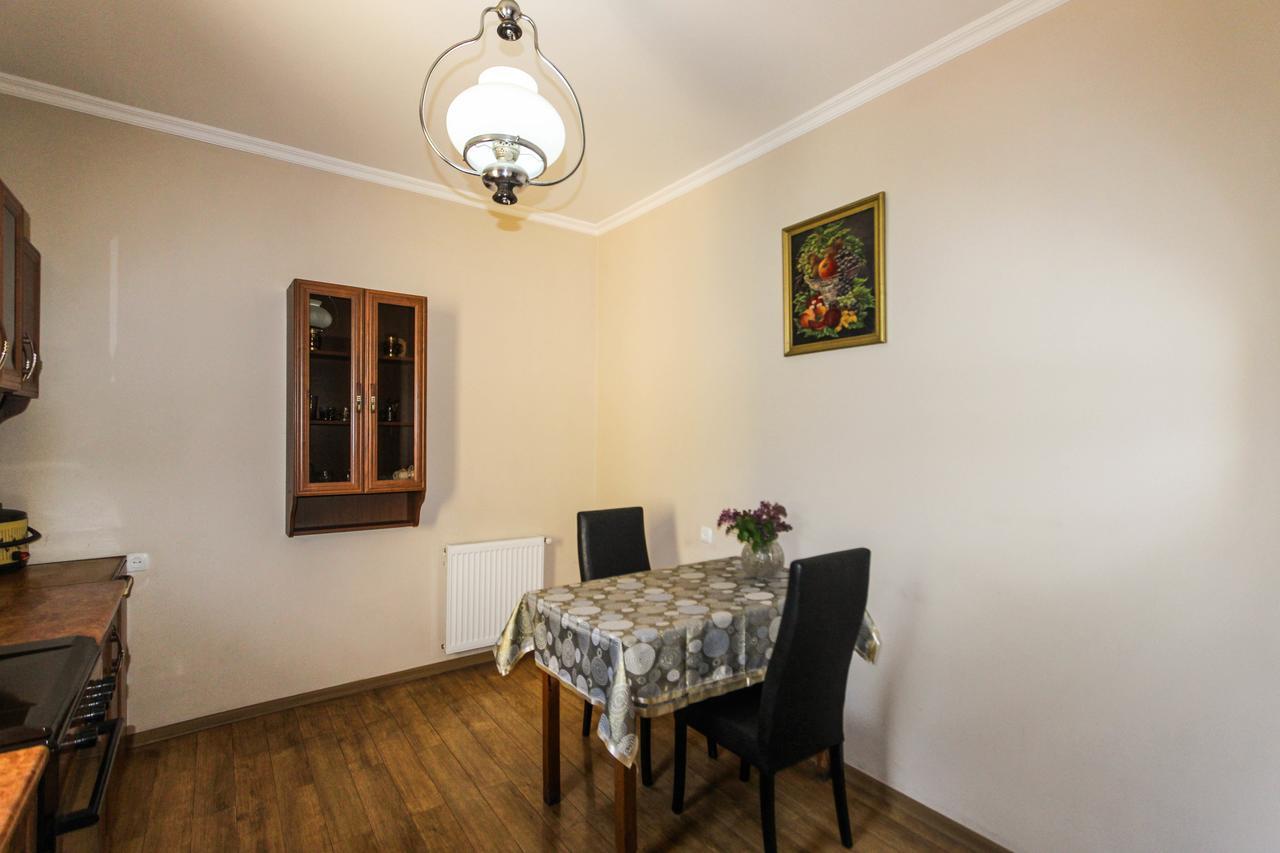 Apartment Gardens 44 Тбілісі Екстер'єр фото
